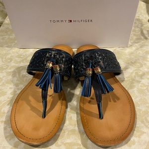 Tommy Hilfiger Tassel Navy flip flops 8.5